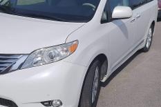 Toyota Sienna 2.jpg